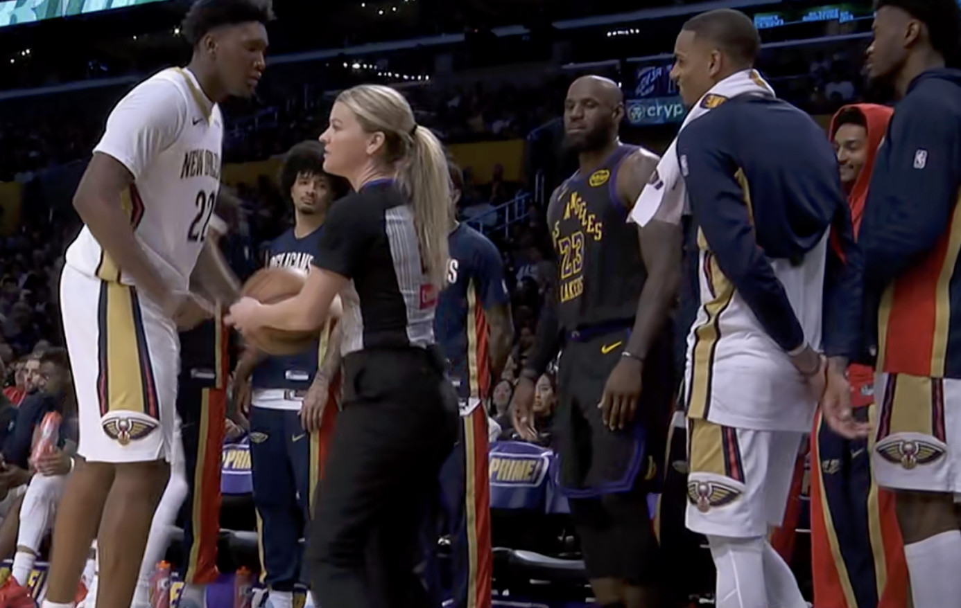 三节结束，湖人76-78鹈鹕，想说点啥？鹈鹕vs湖人