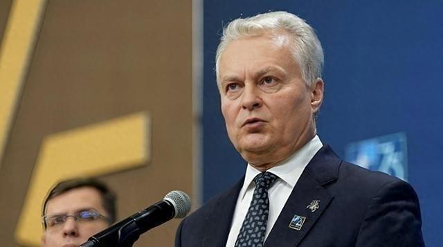 立陶宛总统通告全球：不会对中国跪下认错，除非中方先做出让步！2月19日，总统府门