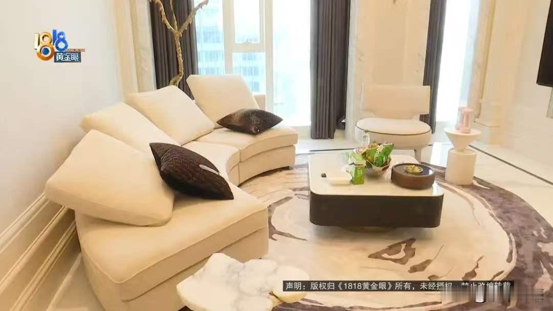 浙江杭州，男子花1440万，买了套245平的江景大平层，销售拍胸脯保证，手续齐全