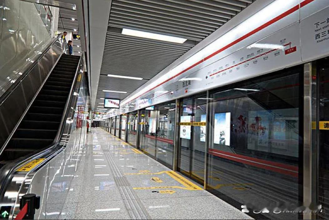 中国十大地铁省：总在建地铁里程数1.广东：578.24公里2.江苏：56