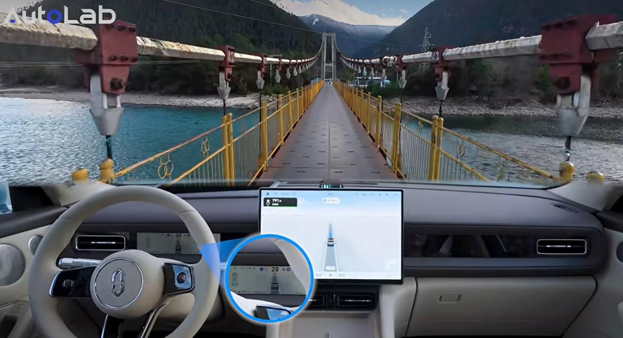 如果把问界M6这段路测拿给一个不太懂车的人看，我觉得他大概率也能一下看懂重点。因