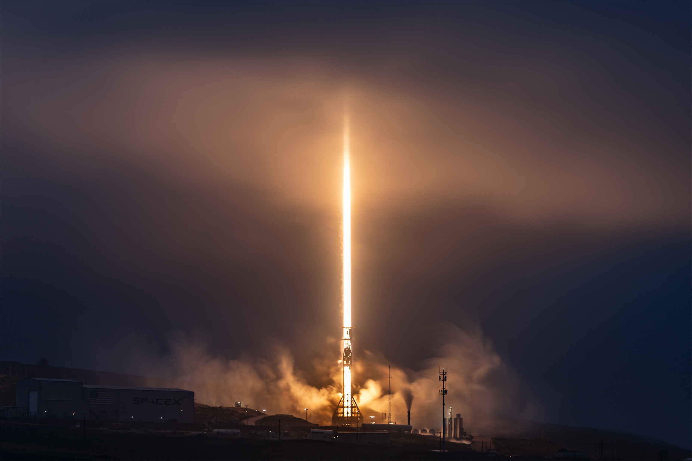 今天10:42，SpaceX在范登堡太空军基地SLC-4E，使用Falcon9