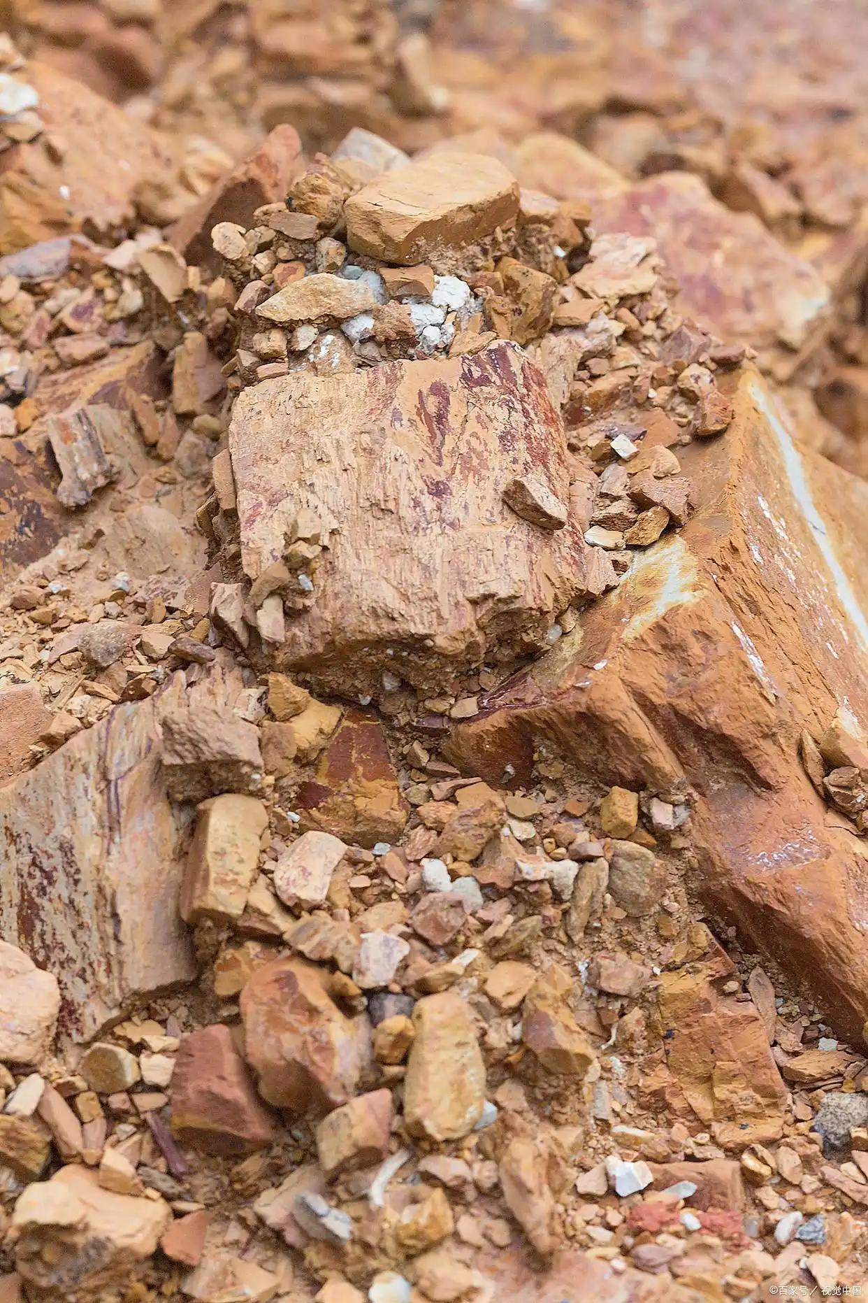 国运级发现！四川深坑突然“长”出966万吨稀土，全球矿山排名一夜洗牌。昨晚刷手