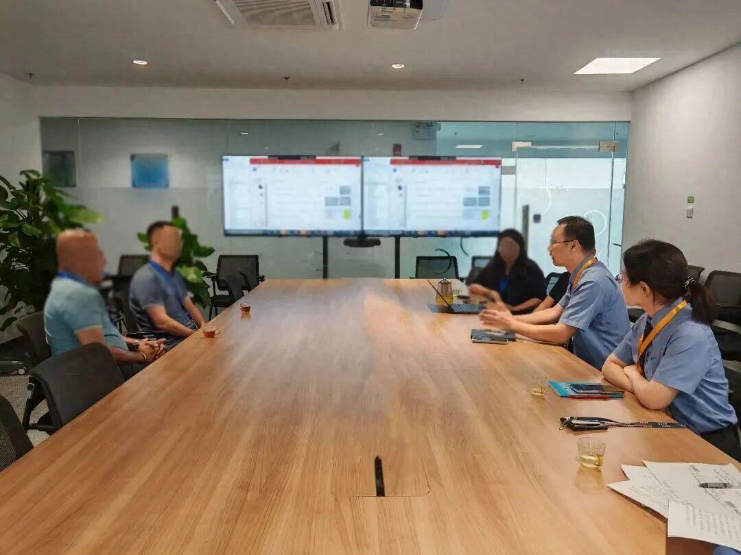 广东珠海，一家荷兰外企的在华电器公司，48名内部员工勾结21名外部人员，整整7年