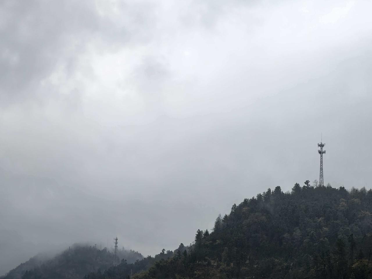 真修行人，只守真心只说真话，只求无愧于心！守拙，不求形式不讲排场，但