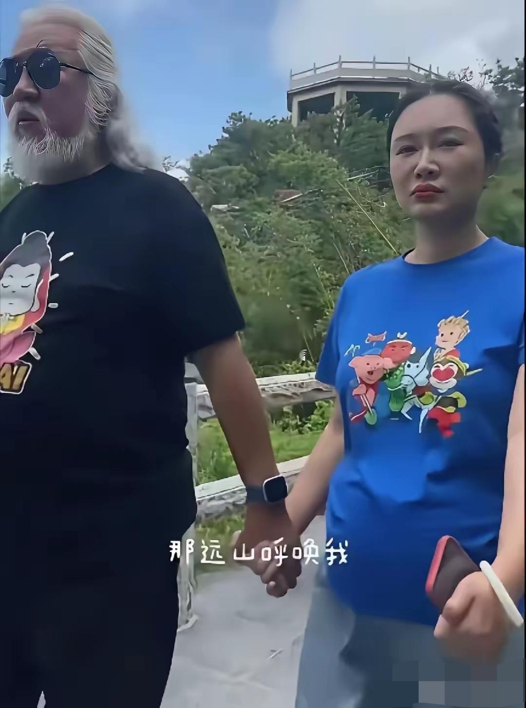 这媳妇生无可恋的表情，心里想什么时候是个头呀！