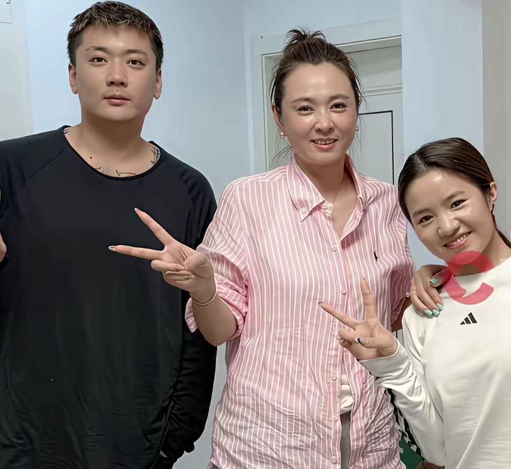 晋妈到底对李勒优好不好？很简单，看看这些就清楚了。李勒优已经23岁，成年了