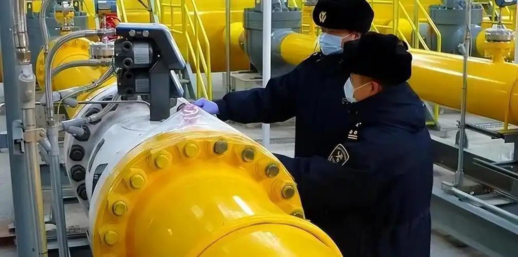 过境通行费要中国承担、建设资金得中国掏腰包，连天然气的影儿都没见着，反倒要提前预