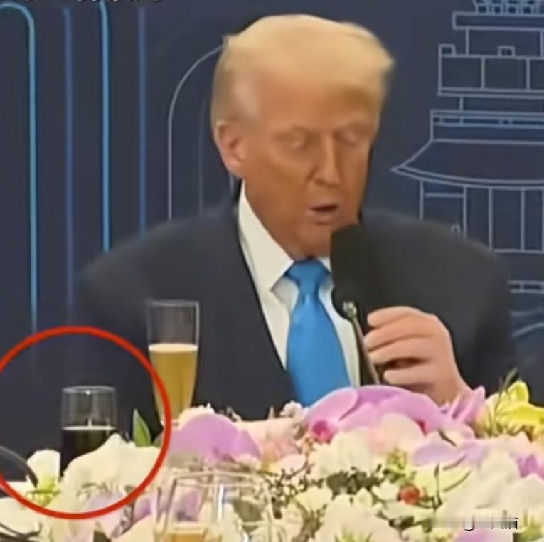 果然被我猜中了。美国众议院突然宣布了！​​10月30日，美国众议院的工作人员