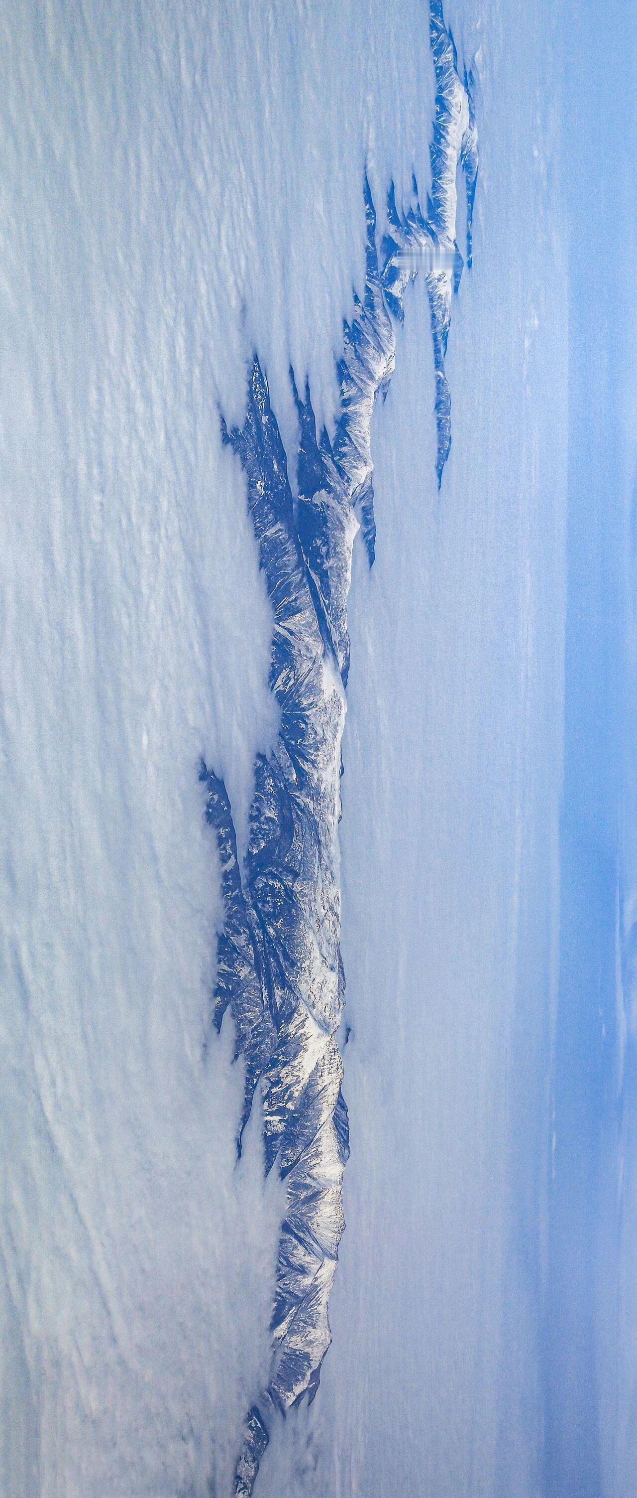 秦岭为什么不如泰山、黄山、华山出名？秦岭，地理学上叫秦岭山脉，是我国中部东西走向
