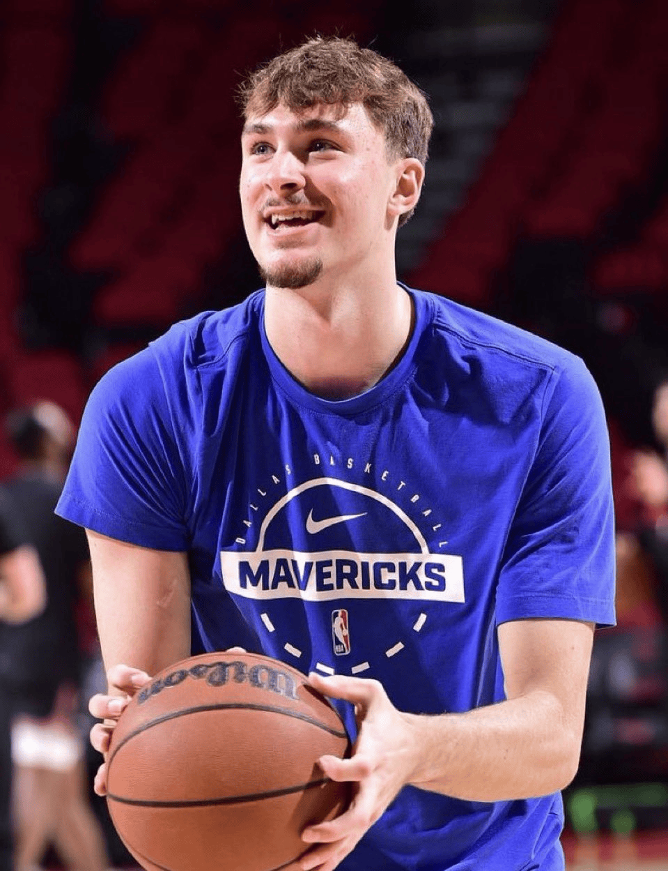 弗拉格赛季至今场均15.6+6.7+3.2, 真实命中率52.6%