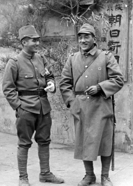 小津安二郎——影片《南京照相馆》中日军摄影师伊藤秀夫原型1937年，日本发动