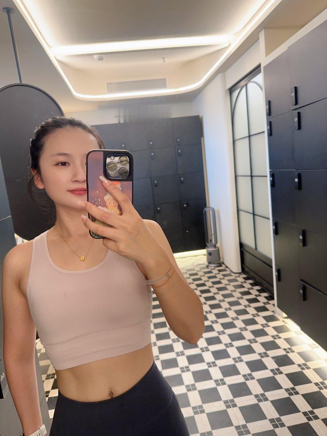 补了两节课代价是浑身酸痛但是海鲜好吃​