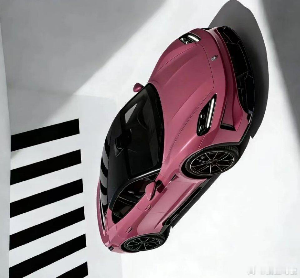 鸿蒙智行尚界Z7，华为全栈技术+上汽工艺打造2026纯电轿跑卷王。以轿跑美学融科