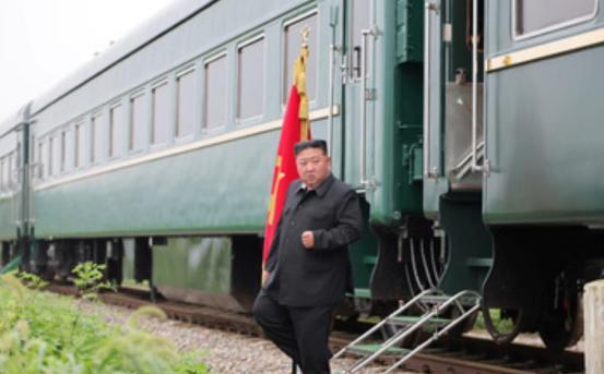 重磅！金正恩突然对华亮出大动作，中朝列车重启暗藏三大战略信号