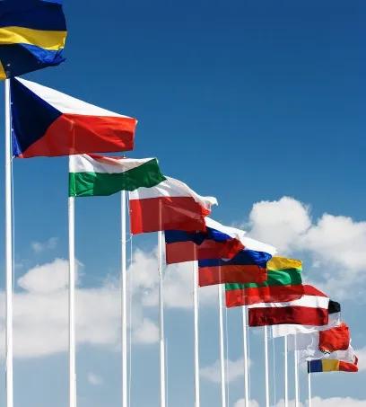 美国可以长舒一口气了！俄罗斯人选出取代美国的新头号敌人！一项民意调查显示，美