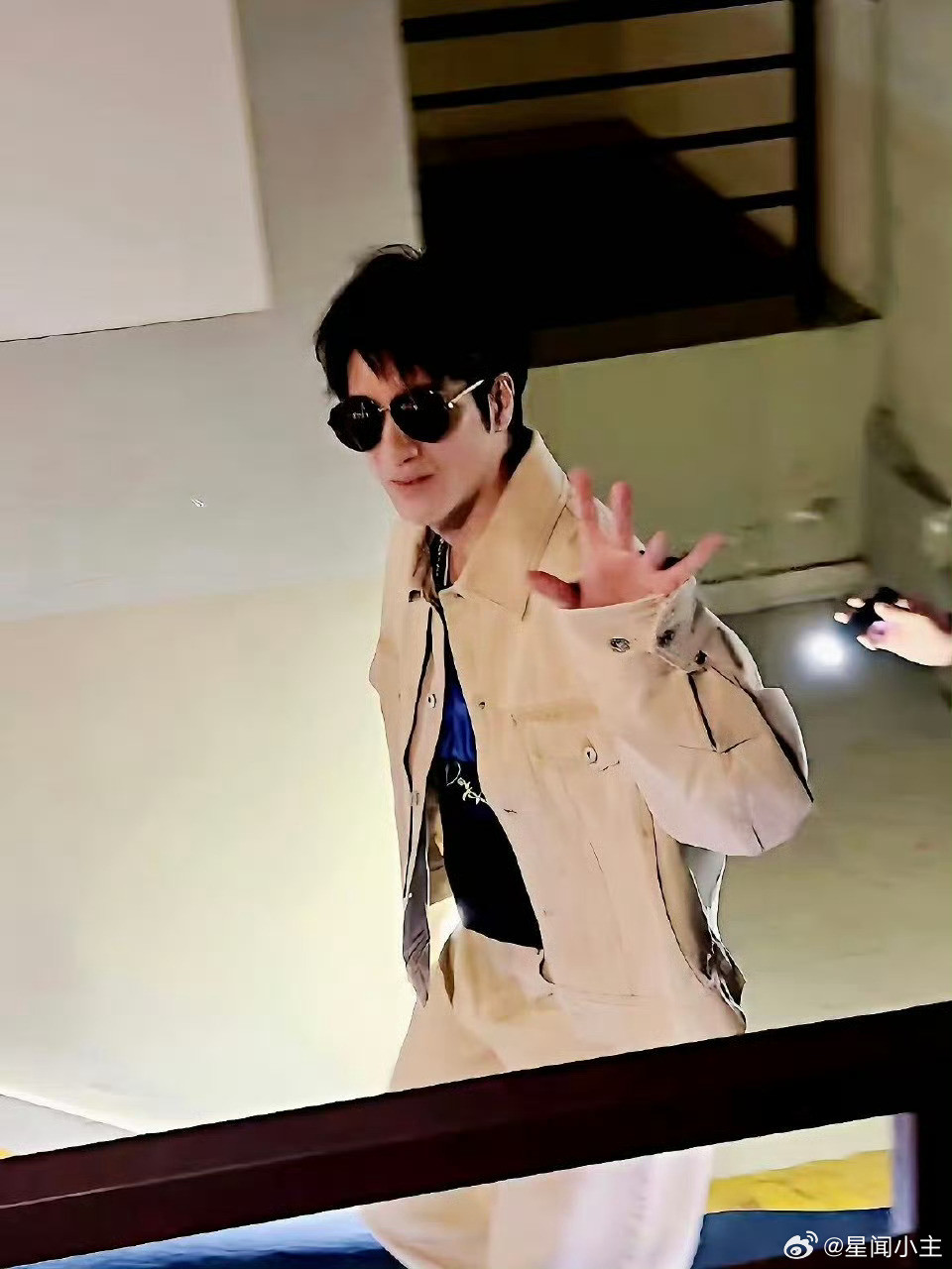 王力宏金发挑染神似林更新​​​