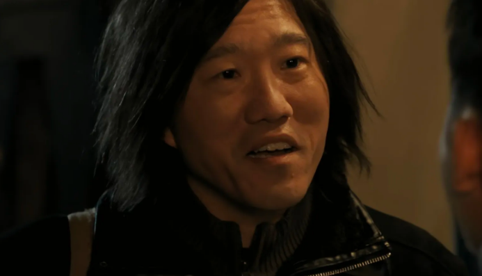 《以法之名》隐藏最深的恶人不是改名换姓的熊磊，也不是笑面虎禹天成，而是洪亮的小舅