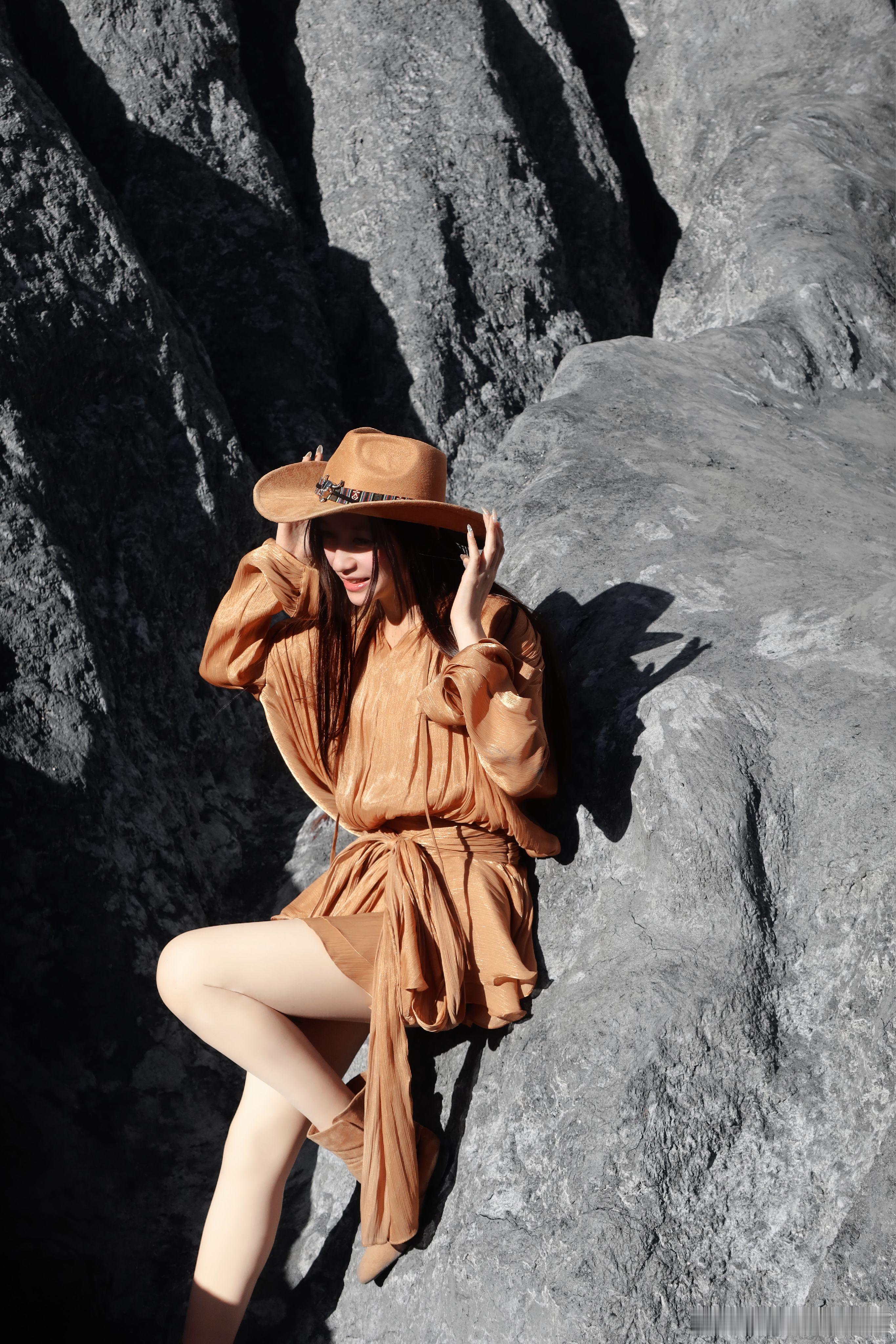 写真摄影日记来自火山的写真美女绘梦长廊