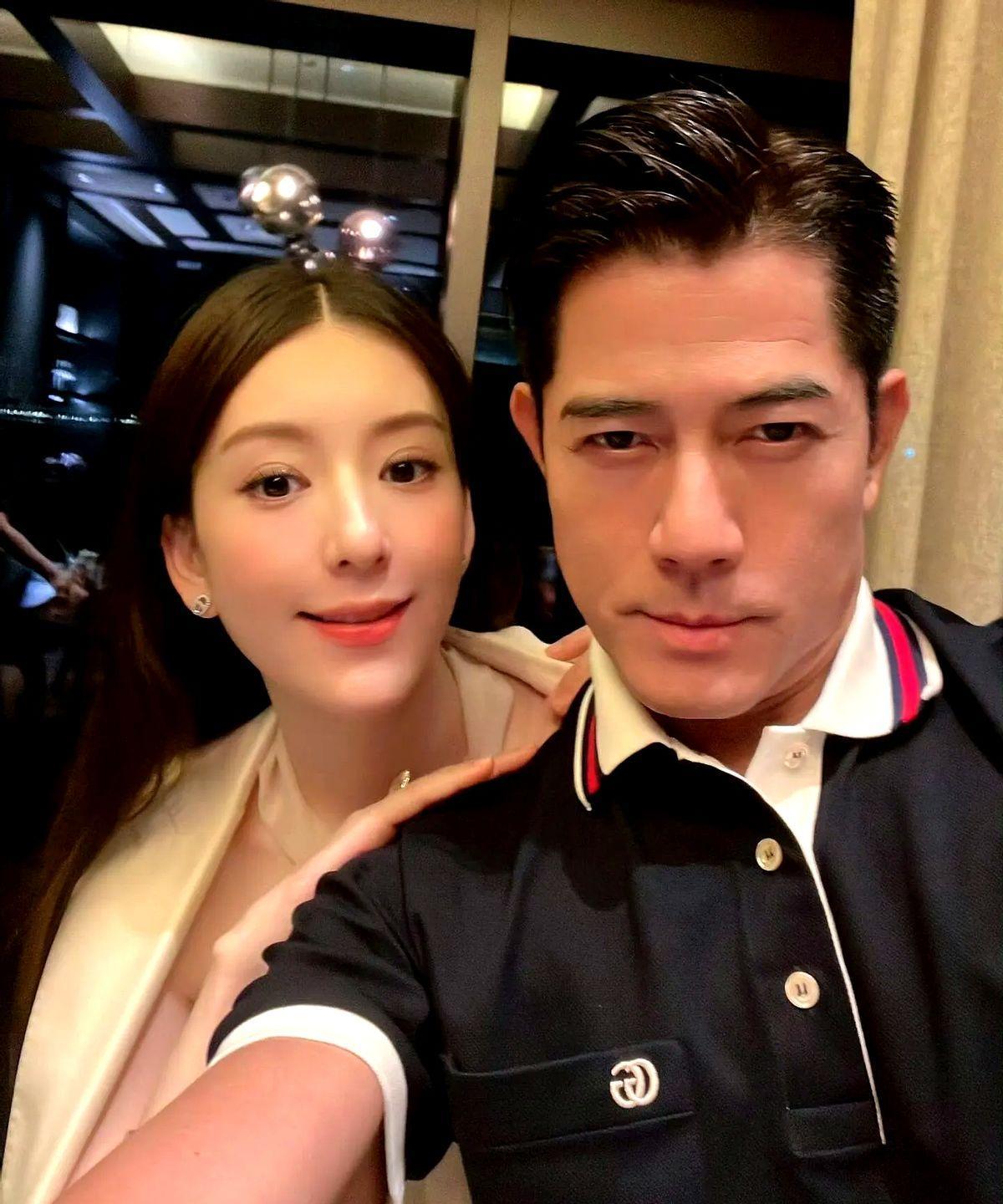 郭富城为妻子方媛庆生的合照近日在网上热传，细心的粉丝们捕捉到一个耐人寻味的细节：