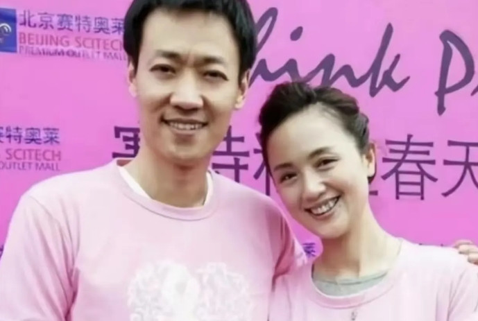 朱媛媛的女儿或许永远不会知道。她不会明白为何病床上的母亲坚持往返片场。五年间