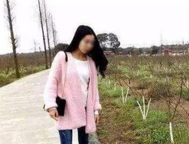 继"伏弟魔"之后, 农村又出现新型"女光棍"无人问, 网友: 倒贴都不要