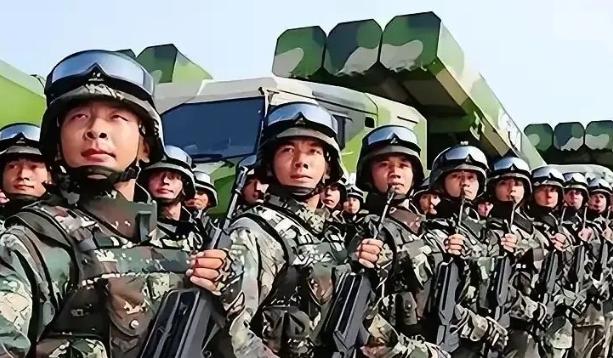 为什么中国要不顾一切玩了命的发展军事？因为怕，中国人怕极了！怕自己还像80年前那