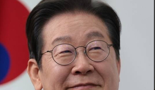 李在明要干大事了韩国总统大选在即，一场关于国家未来的生死