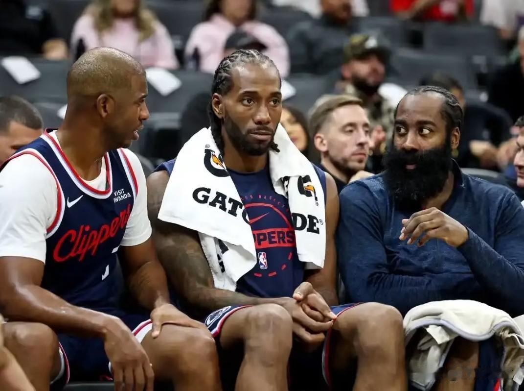 保罗是更衣室炸弹还是替罪羊？为什么保罗在马刺打的还好好的，突然到快船就彻底不行了