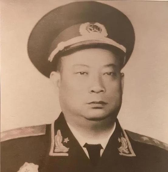 以强悍著称的“上将三虎”，许世友是山东猛虎，另外两虎是谁？“1946年冬天，胶