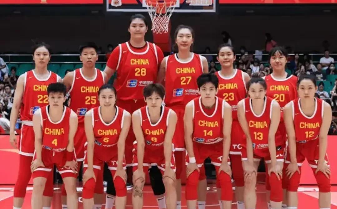 打个锤子！中国女篮93-61大胜日本女篮，看看球员数据，谁才是赢球的最大功臣: