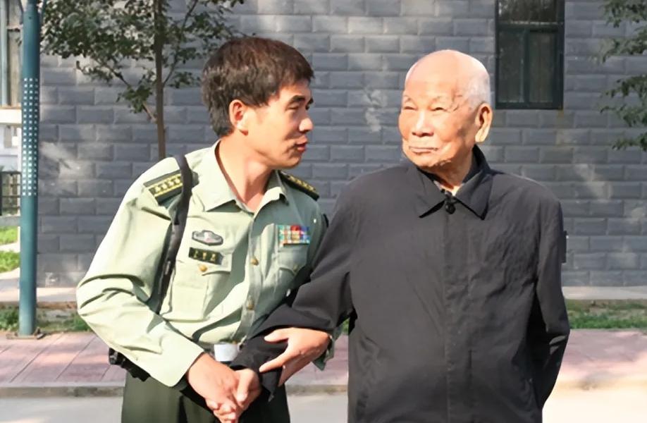 1984年，51岁的重庆市委书记王茂全，突然接到一纸调令，让他去当江北县委书记。