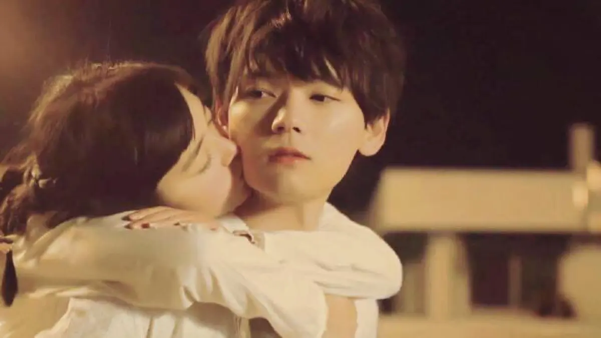 男女交往中，男人如何占据主动？明白这点很重要！不可否认的是，人的天性...