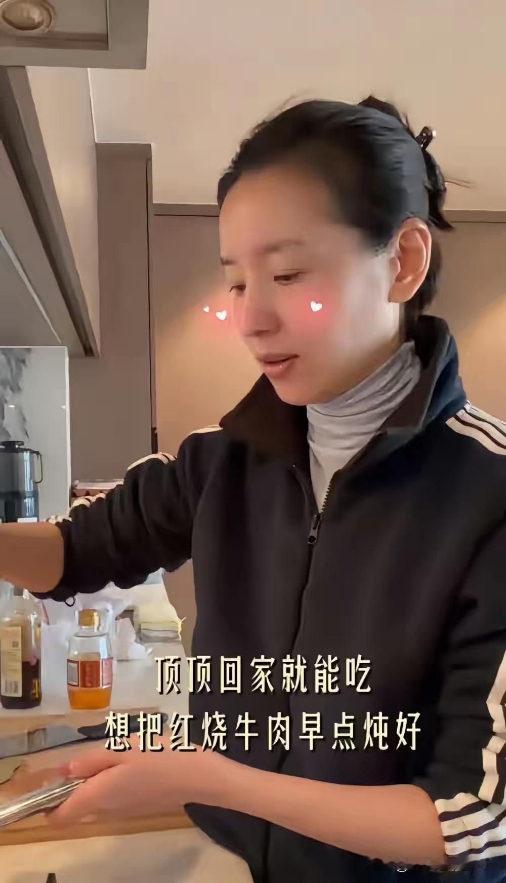 董洁直播说不请阿姨，戳中多少人对“真实生活”的期待！别总觉得明星家里都得是