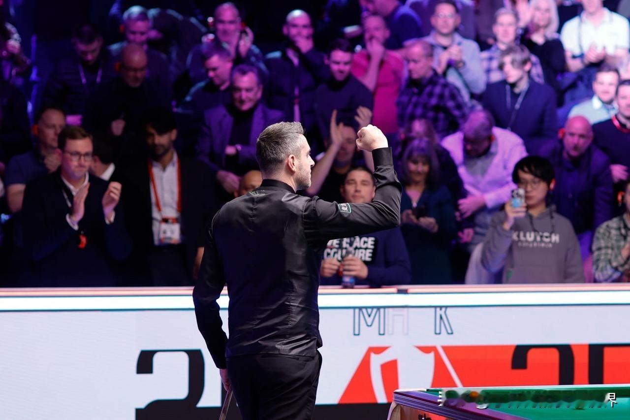 斯诺克最新世界排名（英国锦标赛后）：第一名：🏴󠁧󠁢󠁥󠁮󠁧󠁿特鲁