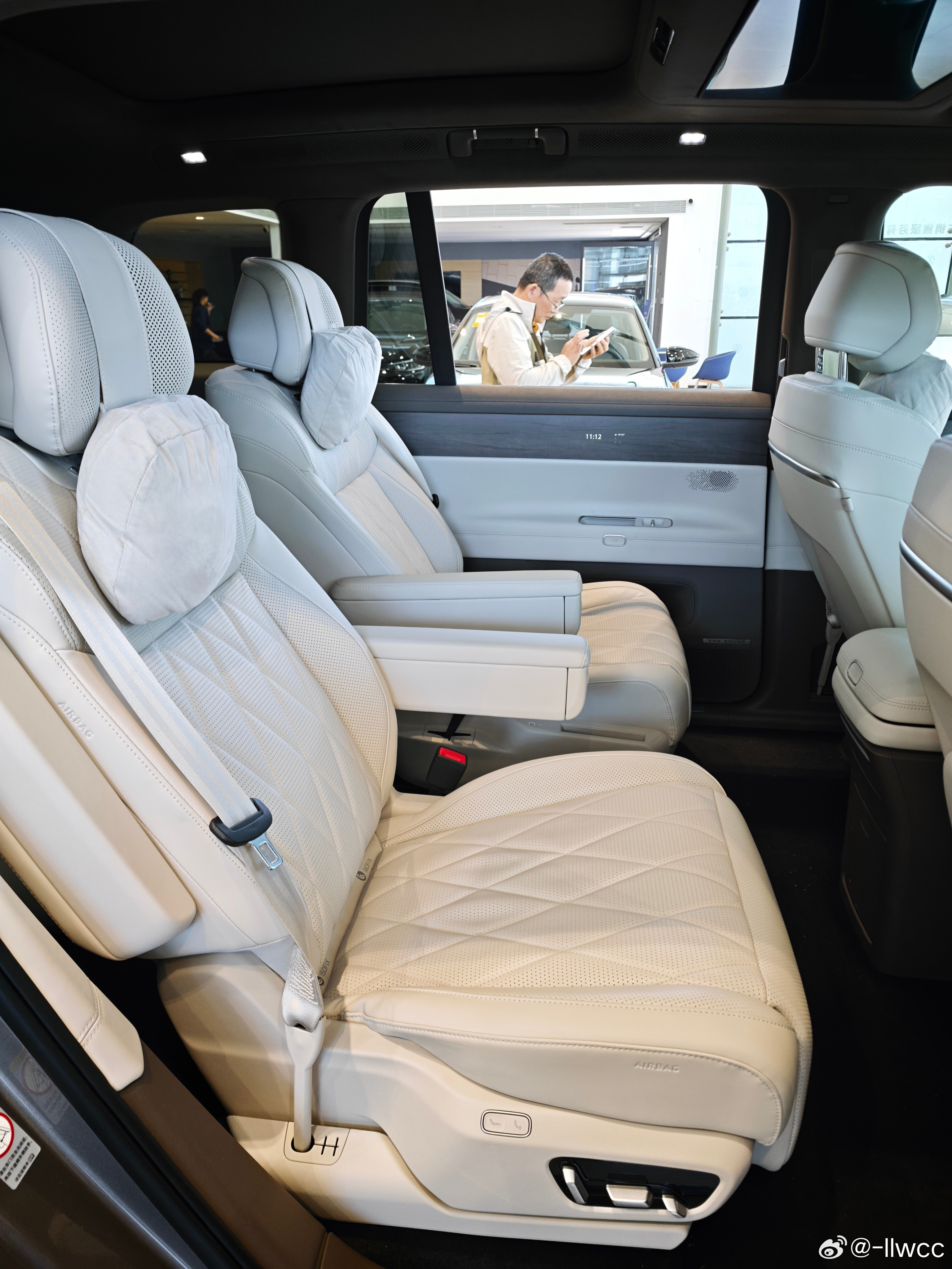 看了看IDERA9X。这是大众在国内的全新发展路线，和原来的ID系列不同，它