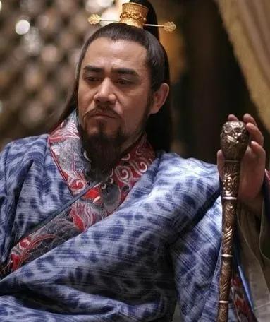 看了明史，历史有个转折点。嘉靖帝时喜欢永乐大典的道家，喜欢看了研究，因为如此，