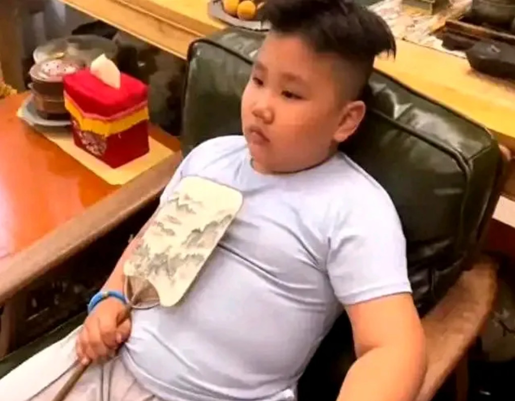 惯子如杀子！郭德纲的双标育儿，结局已初现！郭麒麟从小是被郭德纲打压长大的