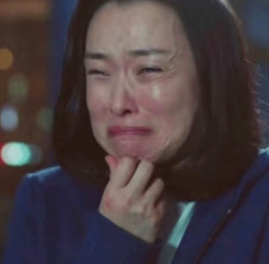 辛辛那提女单第三轮，阿尼西莫娃边贡献表情包边逆转，4-6/6-4/6-2击败伊埃
