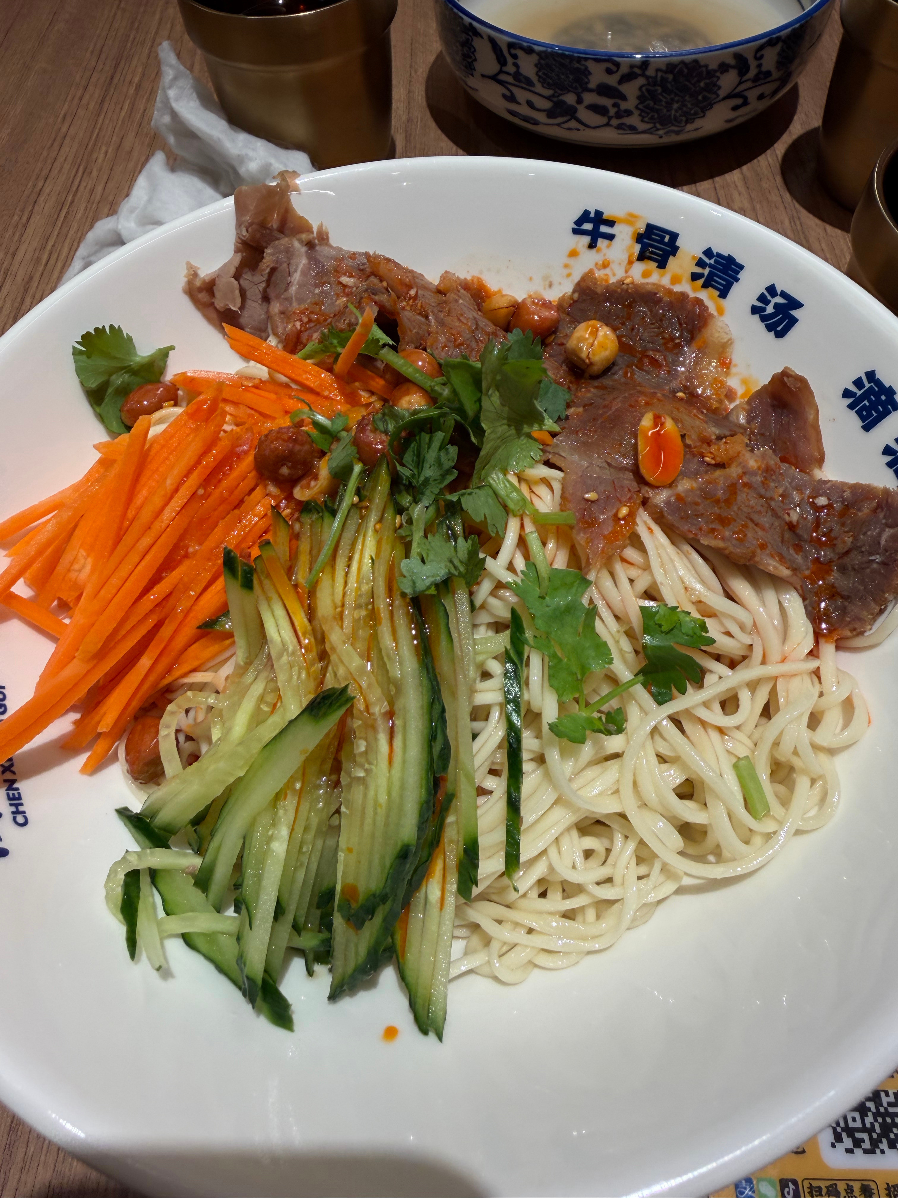 陈香贵除了面不是预制其他都是预制的吧,这个拌面一塌糊涂