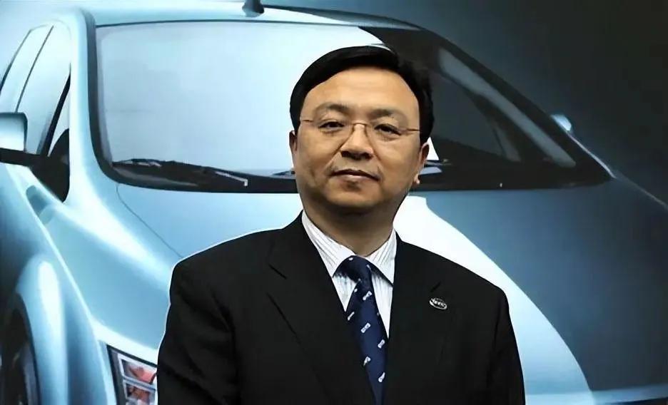 比亚迪当年发布第一代兆瓦闪充，直接把整个新能源行业都震住了。它的充电功率高达10