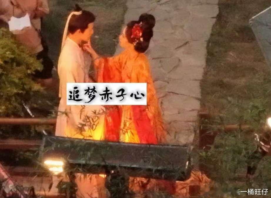 孟子义李昀锐头碰头路透孟子义李昀锐头碰头孟子义李昀锐头碰头，氛围感拉满​​​