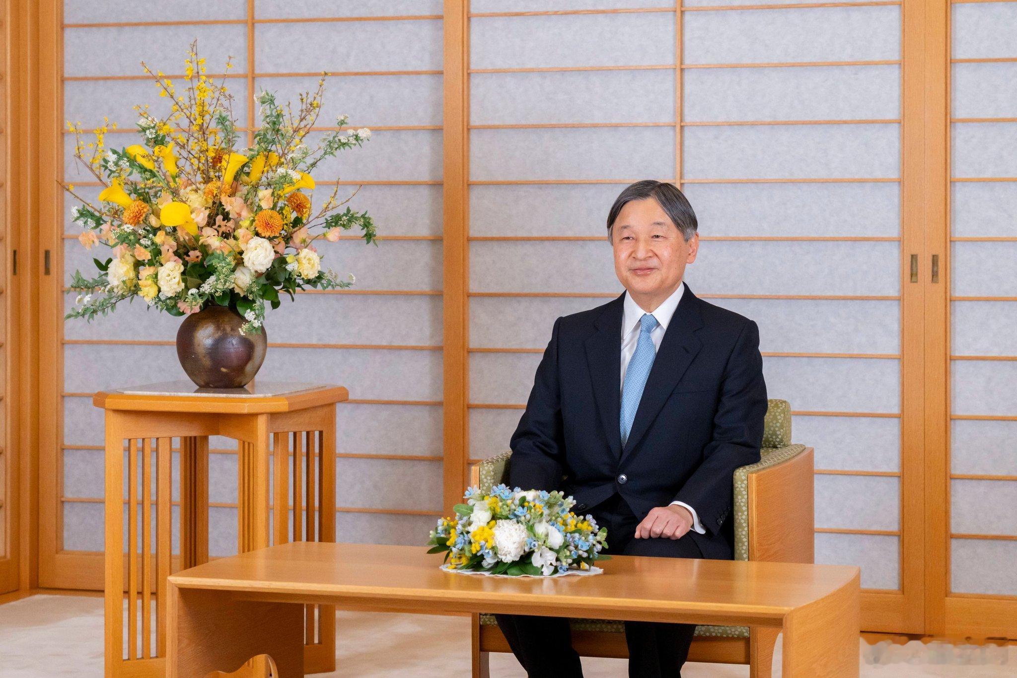 日本皇室2月23日，德仁天皇和雅子皇后、爱子内亲王公布新的全家福，庆祝德仁66