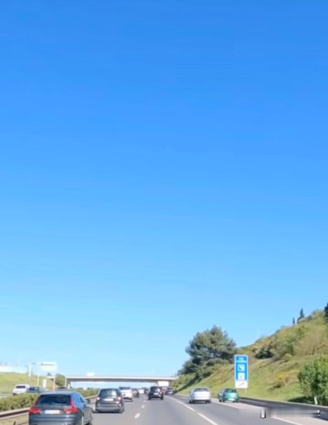 数学不好是不能买电车，因为电车多数电车用的都是欢乐表。充满电了，表显续