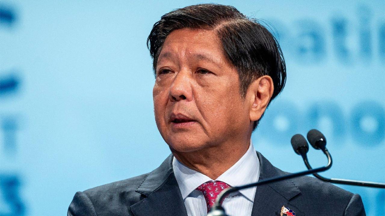 屋漏偏逢连夜雨，这话用在菲律宾身上，再合适不过了。一个台风，直接干断电了61