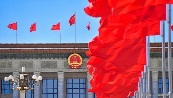 敲定统一最佳途径，官方正式发声，岛内迅速作出回应近日国台办正式对外官宣，和