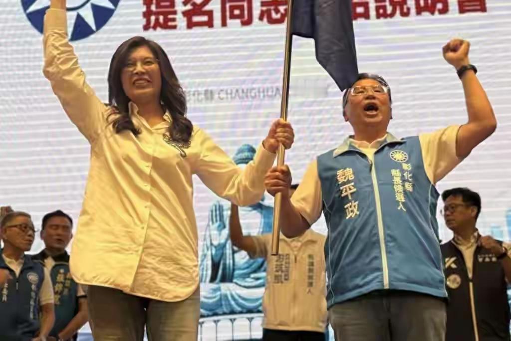 传“双惠互换”暗通敌营，黄敏惠连续站台打脸谣言！竹北蓝白合已经