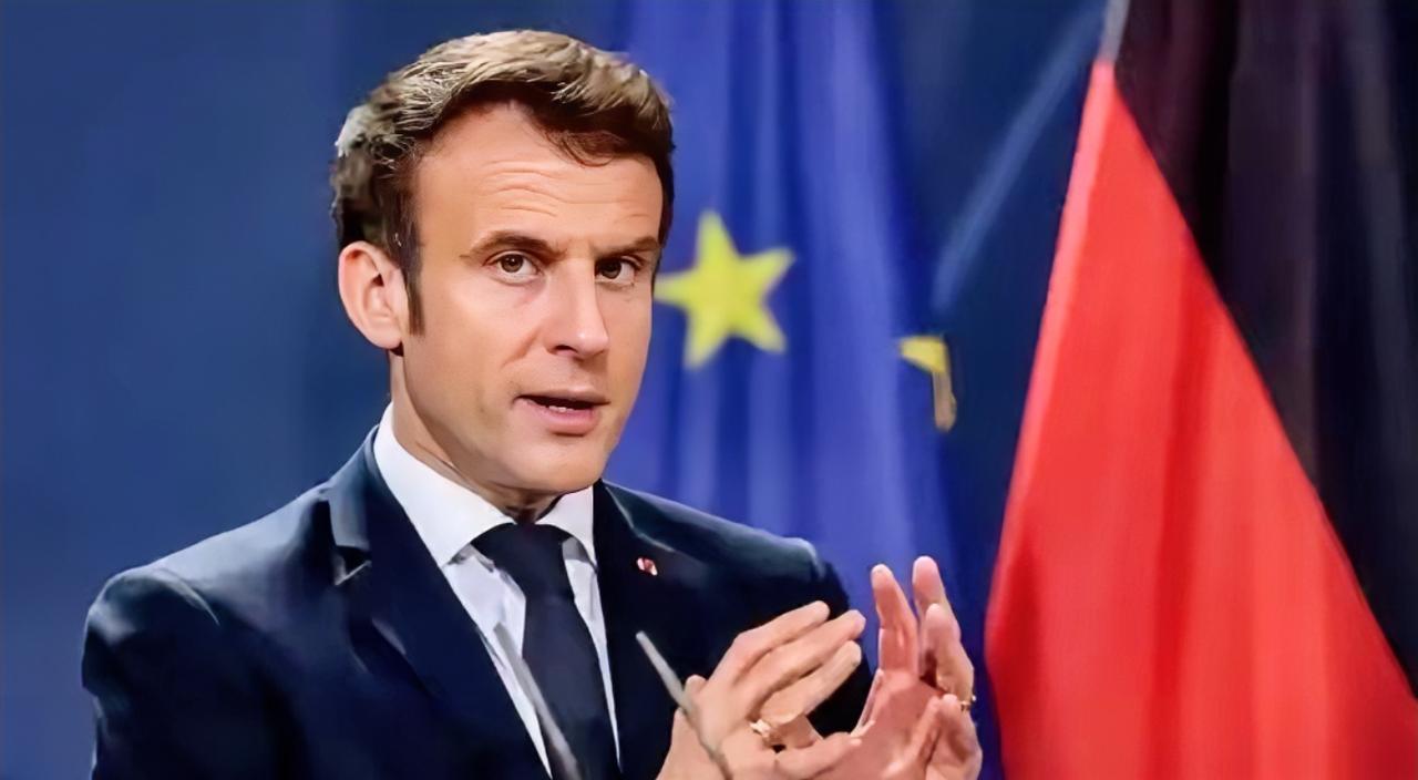 12月7日，马克龙在接受法国《回声报》采访时表示：“我已向中方表明，如果他们不予