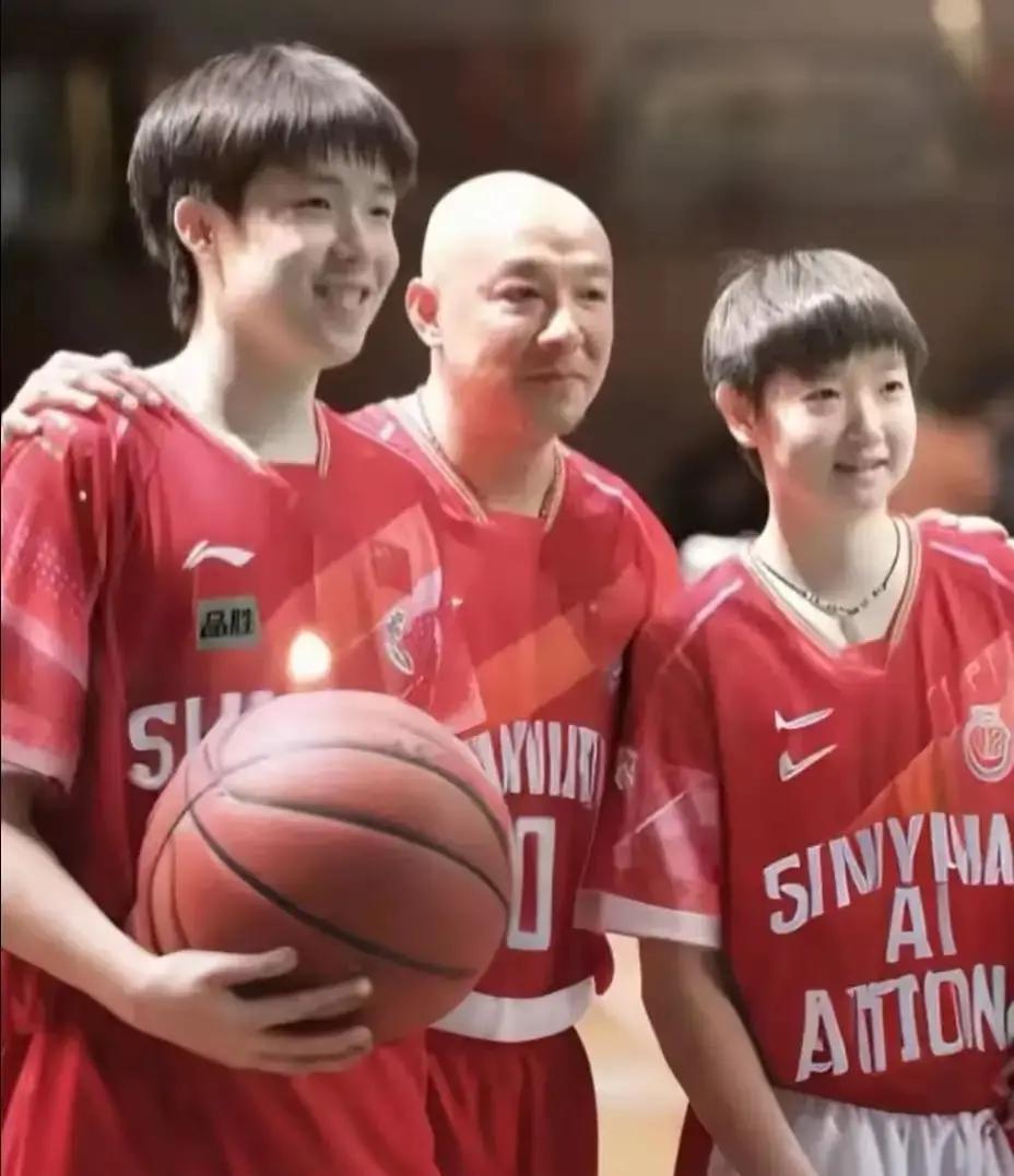 热搜一年两千次，他俩把广告拍成了连续剧孙颖莎2567条，王楚钦2623条，