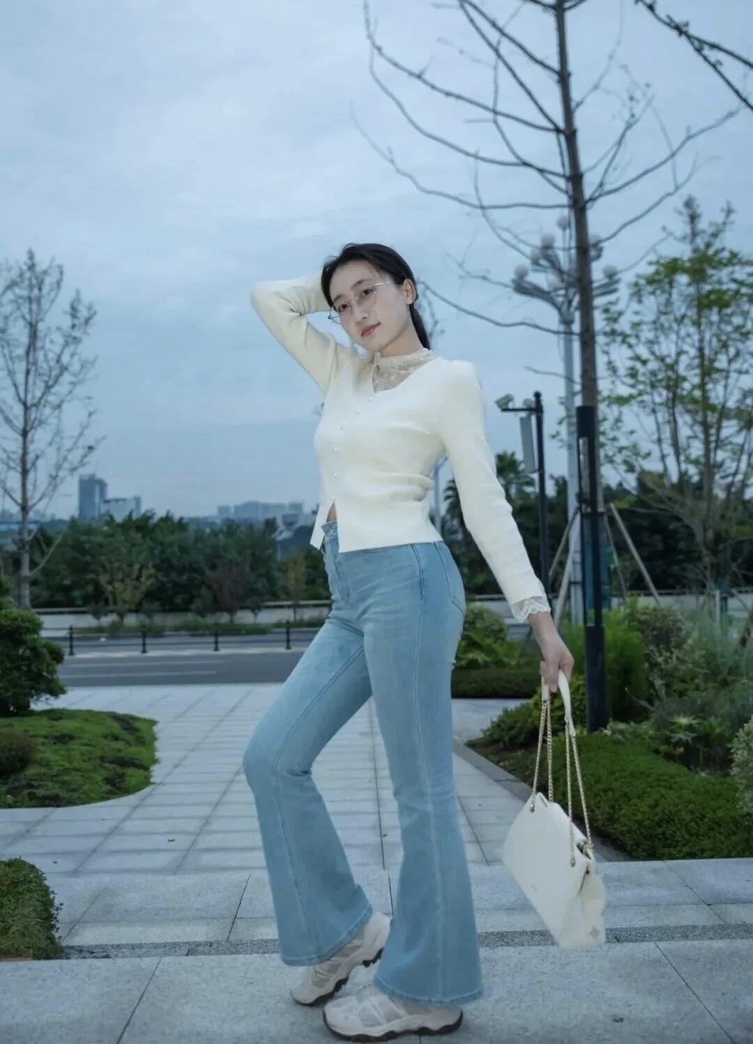 摆姿不是目的，掌控画面才是男人玩摄影的乐趣所在。每次指导男生拍照，我最常听到的就